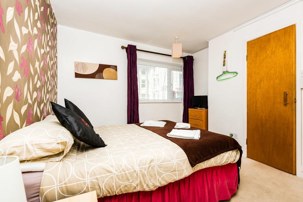 Uk Travel & Hospitality Ltd Ta Canberra Hotel Blackpool Esterno foto