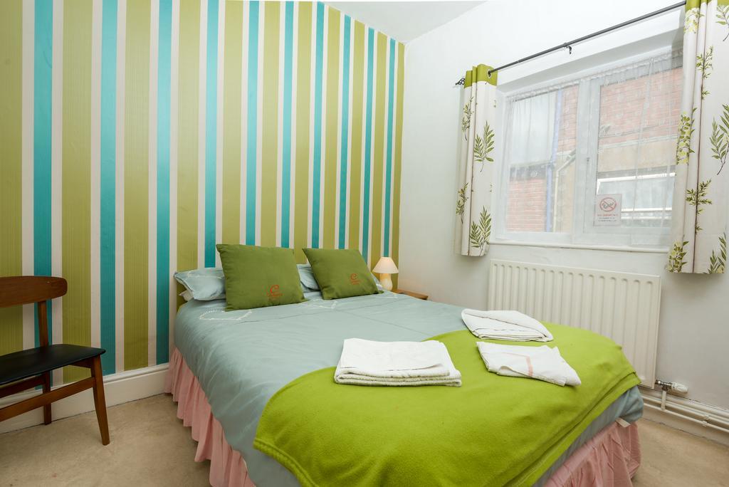 Uk Travel & Hospitality Ltd Ta Canberra Hotel Blackpool Esterno foto
